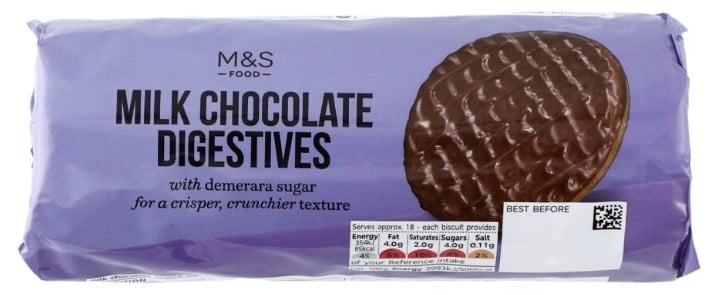 Marks & Spencer Tejcsokoládéba mártott teljes kiőrlésű búzakeksz
