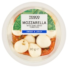 Mozzarella darabok félig szárított paradicsommal 90 g