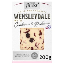Finest Wensleydale zsíros, kemény sajt vörösáfonyával és feketeáfonyával 200 g
