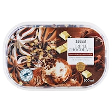 Triple Chocolate csokoládés jégkrém csokoládé ízű öntettel és csokoládédarabokkal 900 ml