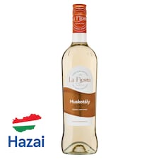 La Fiesta Duna-Tisza közi Muskotály félédes magyar fehérbor 10,5% 750 ml