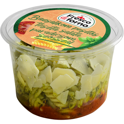 Bazsalikomos pesztós tészta saláta paradicsom szósszal 220g