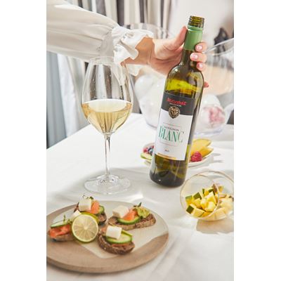 SZELESHÁT Sauvignon Blanc Fehérbor 13,5% 750 ml