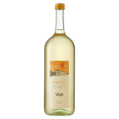 Varga Pincészet A Ház Bora Felső-Magyarországi Muskotály Félédes Fehér Tájbor 11% 6 x 1,5 l