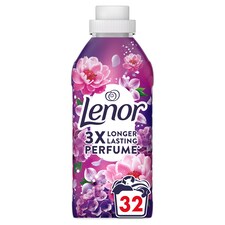 Lenor  Textilöblítő 32 Mosáshoz, Floral Bouquet
