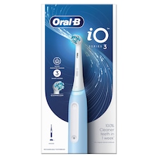 Oral-B iO 3 Elektromos Fogkefe, Kék, Braun Tervezéssel